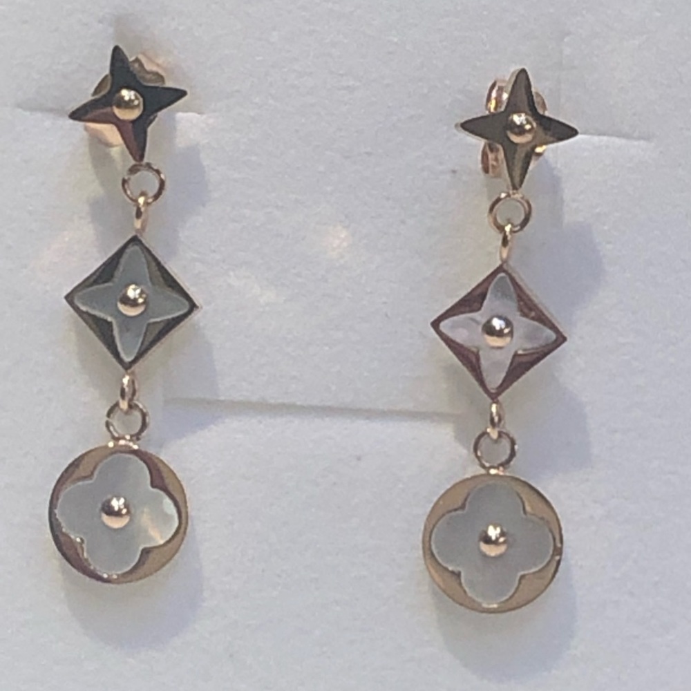 Star Blossom Mother of Pearl Rose Gold Earrings
